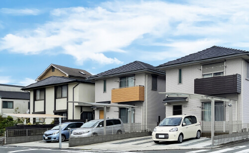 不動産の知識に精通したスタッフがお悩みに寄り添います