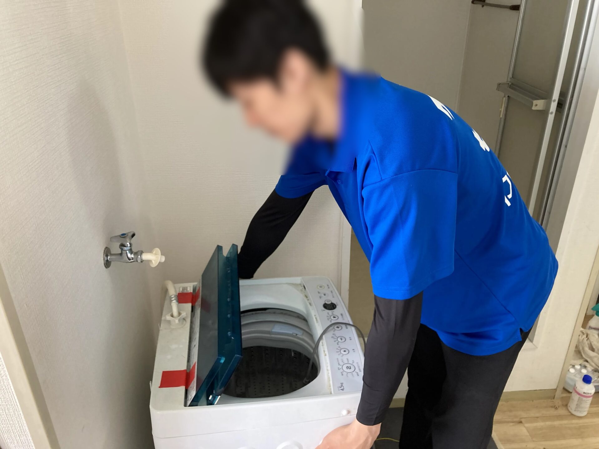 「2LDKのアパートのお部屋から洗濯機を回収しました」作業写真
